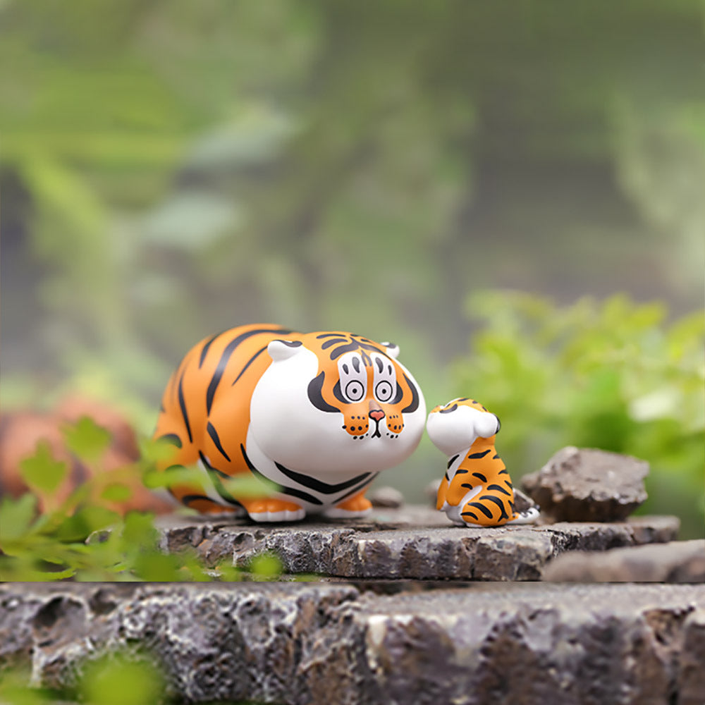 Surprise - Panghu &amp; Baby Series 1 by 52Toys