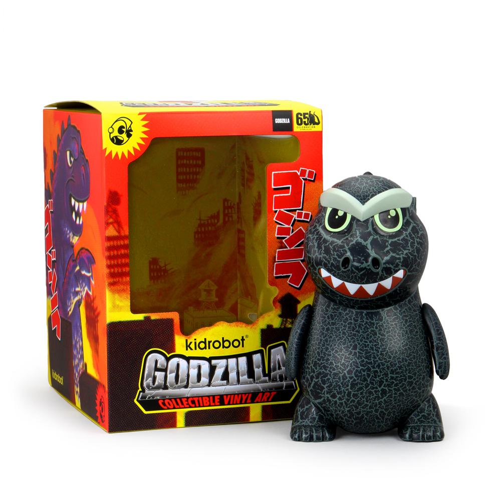Godzilla 1954 GID Crackle Edition 8&quot; Figure by Kidrobot