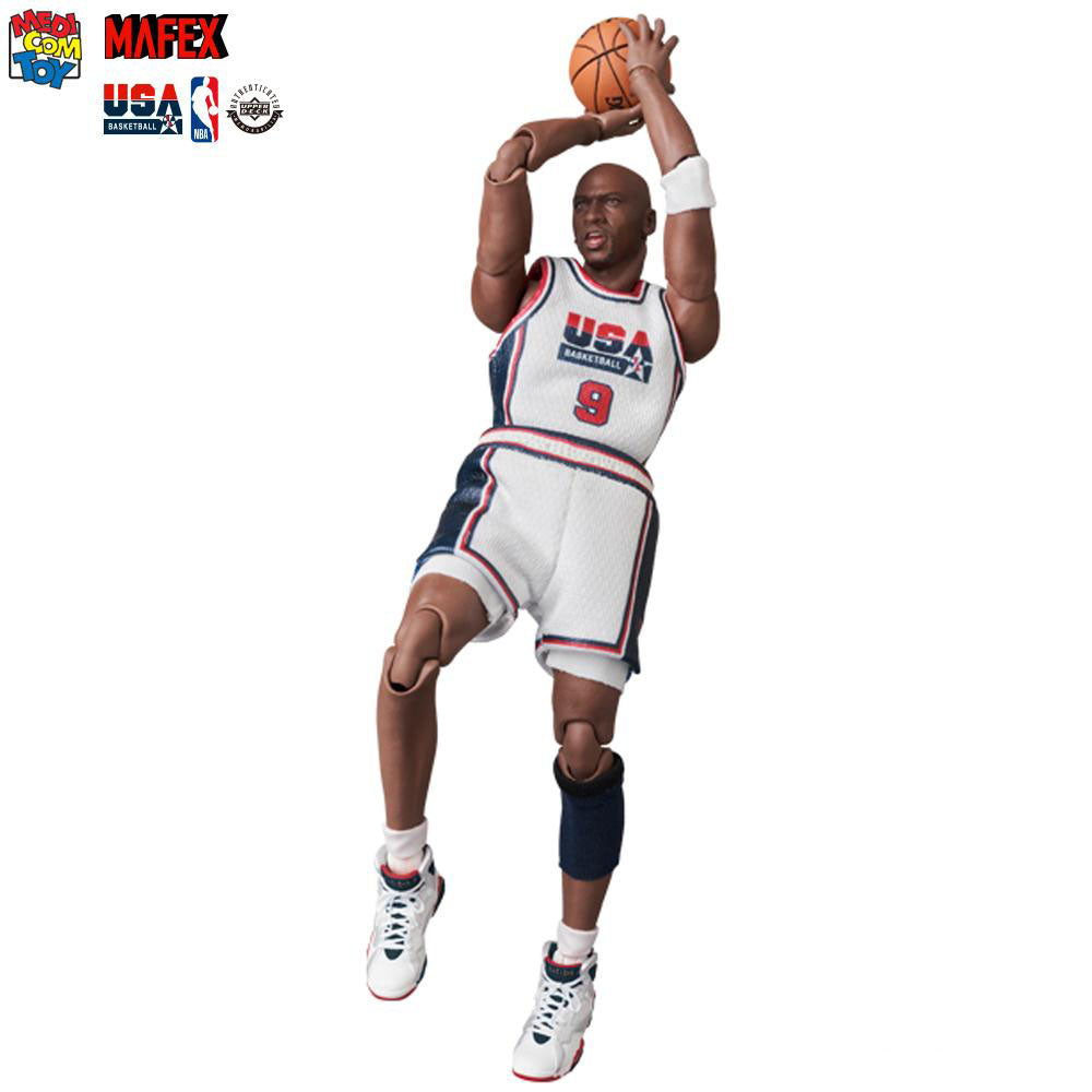 *Pre-order* Michael Jordan 1992 Dream Team USA Mafex 6.5-Inch Toy Figure by Medicom Toy