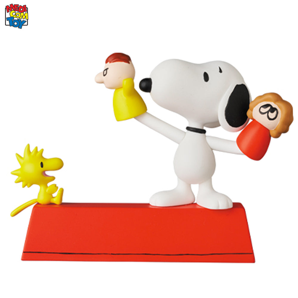 Puppets Snoopy &amp; Woodstock UDF Peanuts Series 11 Figure by Medicom Toy