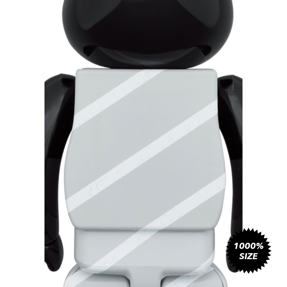 Hat and Poncho Mickey 1000% Bearbrick  by Medicom Toy