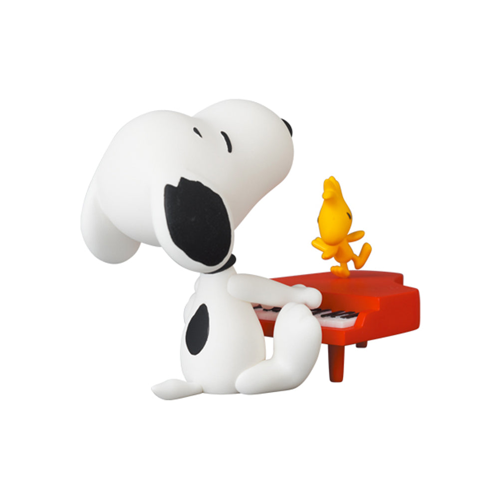 UDF Peanuts Series 13: Pianist Snoopy Ultra Detail Figure by Medicom Toy